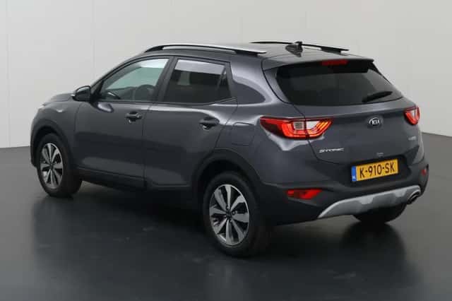 Kia Stonic (2021) thumbnail 22