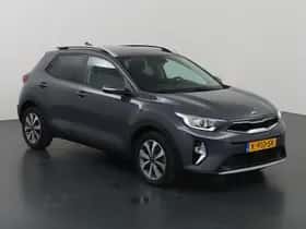 Kia Stonic (2021) thumbnail 23