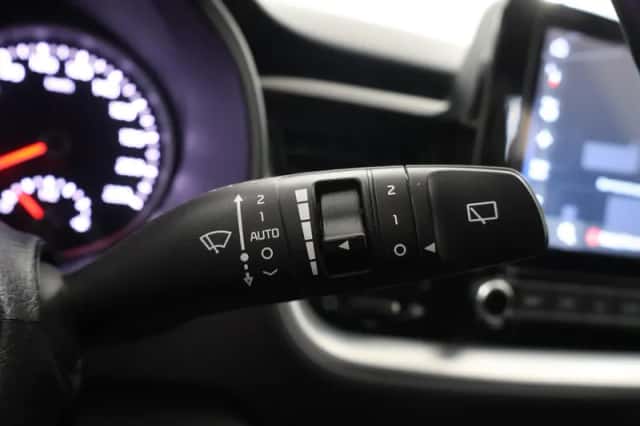 Kia Stonic (2021) thumbnail 28