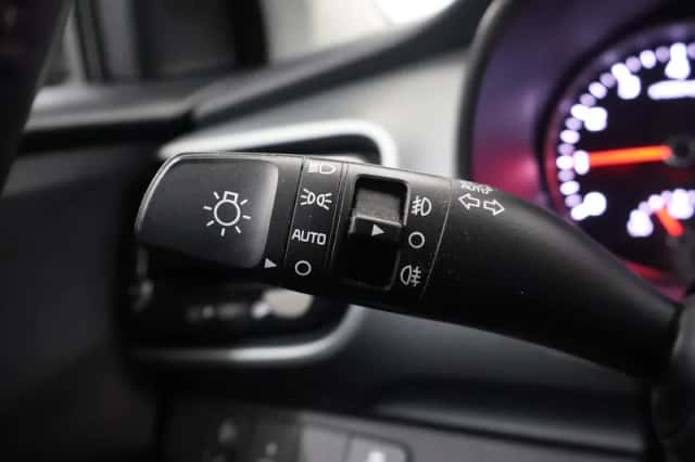 Kia Stonic (2021) thumbnail 30