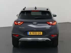 Kia Stonic (2021) thumbnail 4