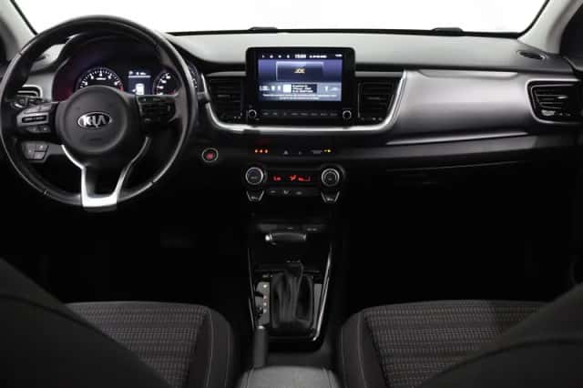 Kia Stonic (2021) thumbnail 8