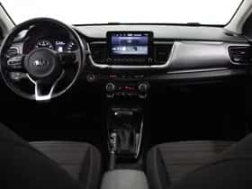 Kia Stonic (2021) thumbnail 8