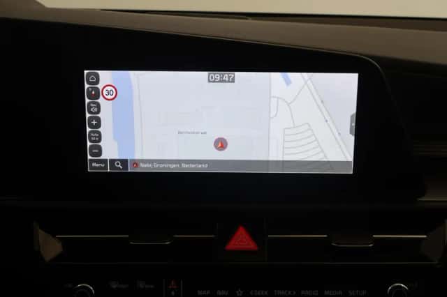 Kia Niro (2025) thumbnail 13