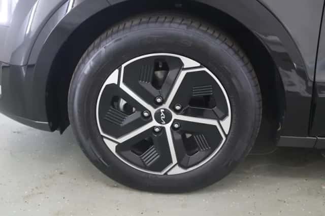 Kia Niro (2025) thumbnail 40