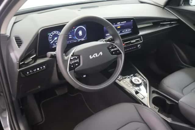 Kia Niro (2025) thumbnail 7