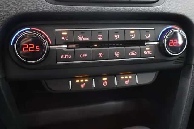 Kia XCeed (2021) thumbnail 18
