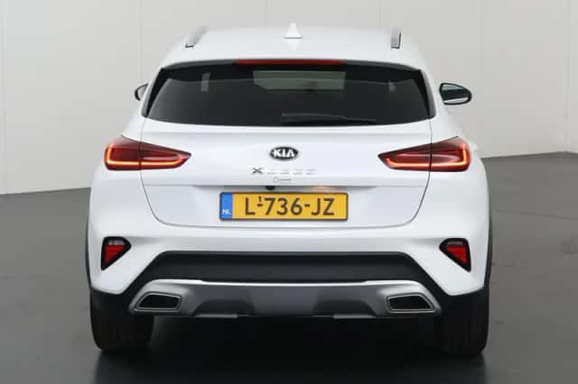 Kia XCeed (2021) thumbnail 4