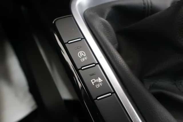 Kia XCeed (2020) thumbnail 20