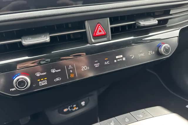 Kia EV6 (2025) thumbnail 18