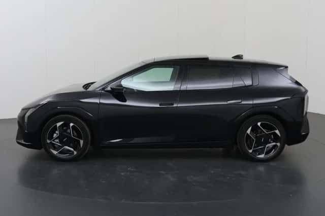 Kia EV4 (2026) thumbnail 5