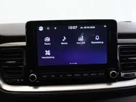 Kia Stonic (2021) thumbnail 18