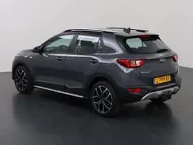 Kia Stonic (2021) thumbnail 22