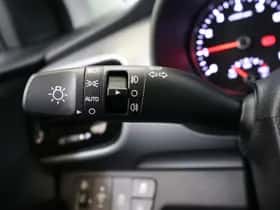 Kia Stonic (2021) thumbnail 27