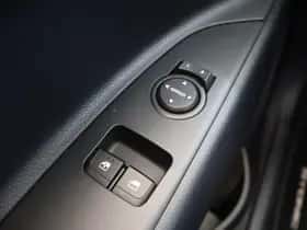 Kia Stonic (2021) thumbnail 30
