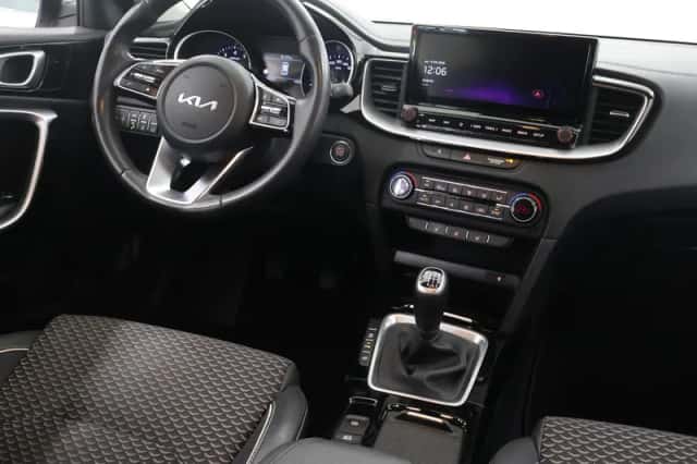 Kia Ceed Sportswagon (2022) thumbnail 9