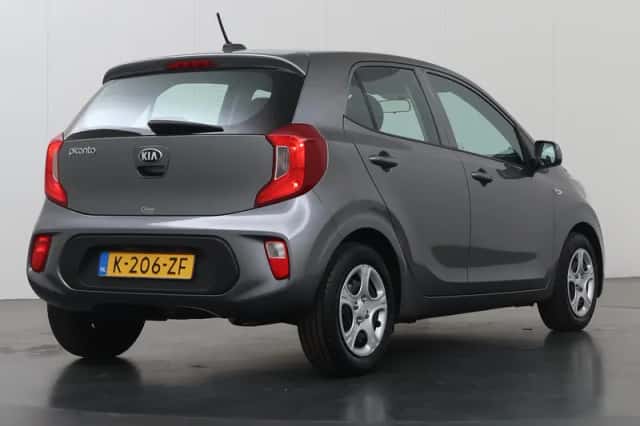Kia Picanto (2021) thumbnail 2