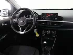 Kia Picanto (2021) thumbnail 9