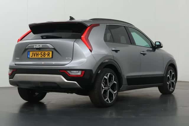 Kia Niro (2025) thumbnail 2