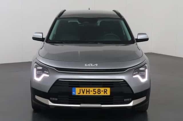 Kia Niro (2025) thumbnail 3
