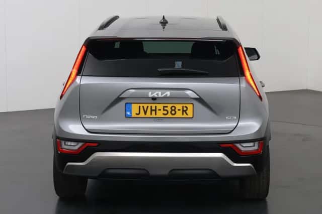 Kia Niro (2025) thumbnail 4
