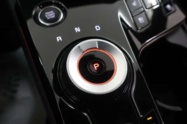 Kia Sportage (2022) thumbnail 25