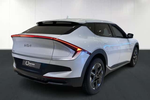 Kia EV6 (2025) thumbnail 2