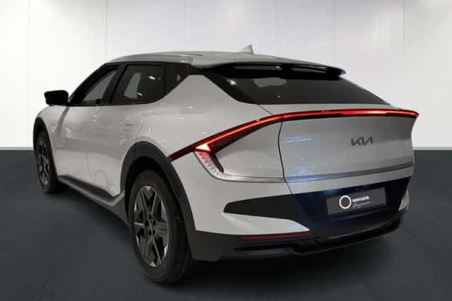 Kia EV6 (2025) thumbnail 16