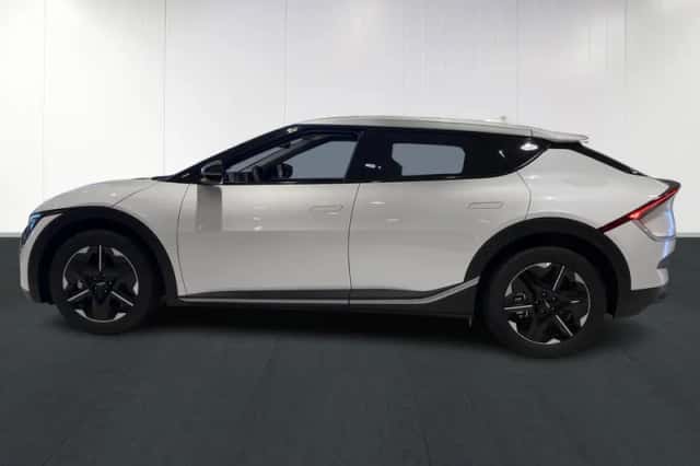 Kia EV6 (2025) thumbnail 5