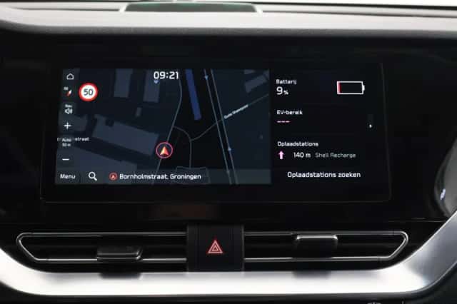 Kia Niro (2021) thumbnail 13