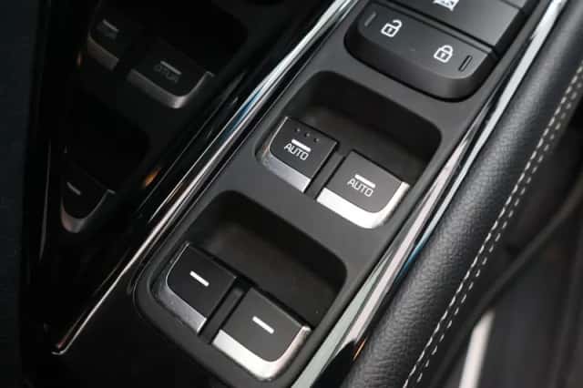 Kia Niro (2021) thumbnail 33