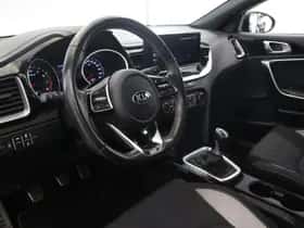 Kia Ceed (2021) thumbnail 7