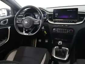 Kia Ceed (2021) thumbnail 9
