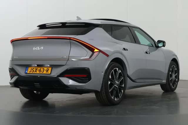Kia EV6 (2026) thumbnail 2