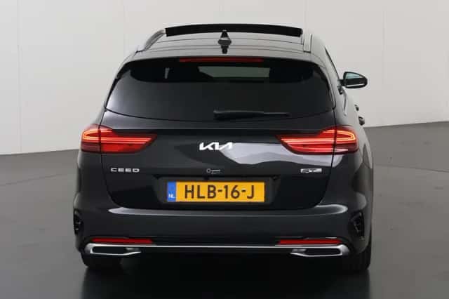 Kia Ceed Sportswagon (2025) thumbnail 4