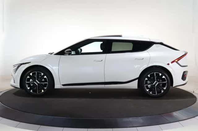 Kia EV6 (2026) thumbnail 5