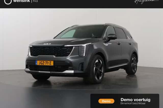 Kia Sorento (2025) thumbnail 1