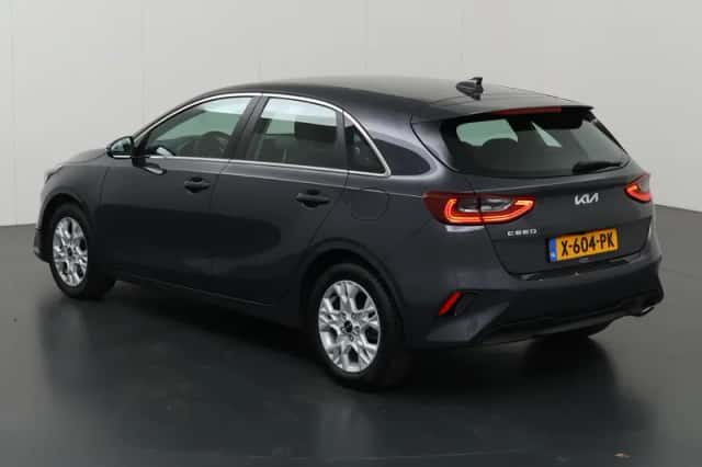 Kia Ceed (2024) thumbnail 22
