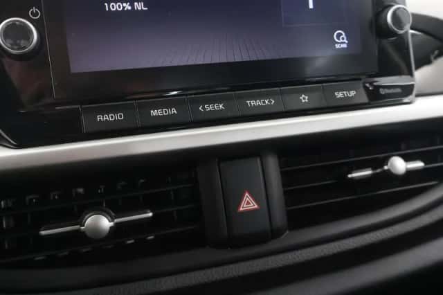 Kia Picanto (2020) thumbnail 16