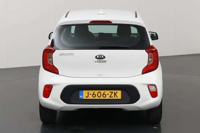 Kia Picanto (2020) thumbnail 4