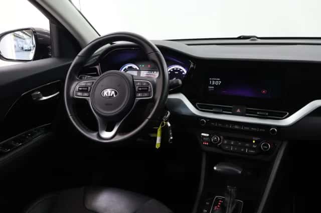 Kia Niro (2021) thumbnail 9