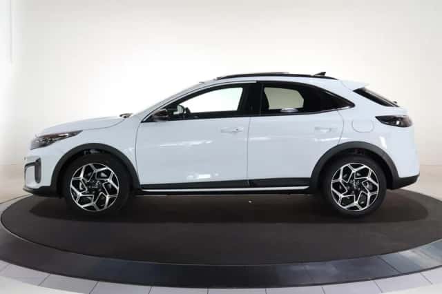 Kia XCeed (2025) thumbnail 5