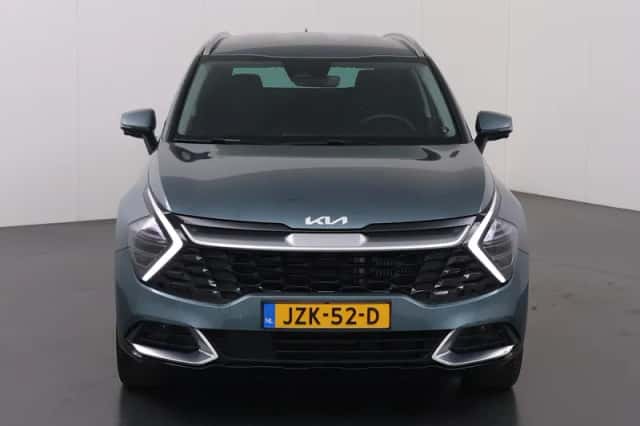 Kia Sportage (2024) thumbnail 3