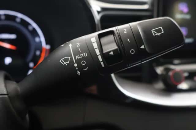Kia XCeed (2020) thumbnail 30
