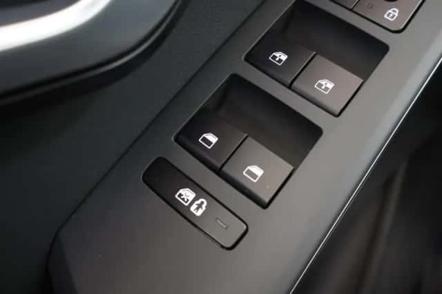 Kia Niro (2025) thumbnail 38