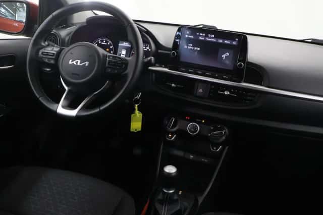 Kia Picanto (2021) thumbnail 9