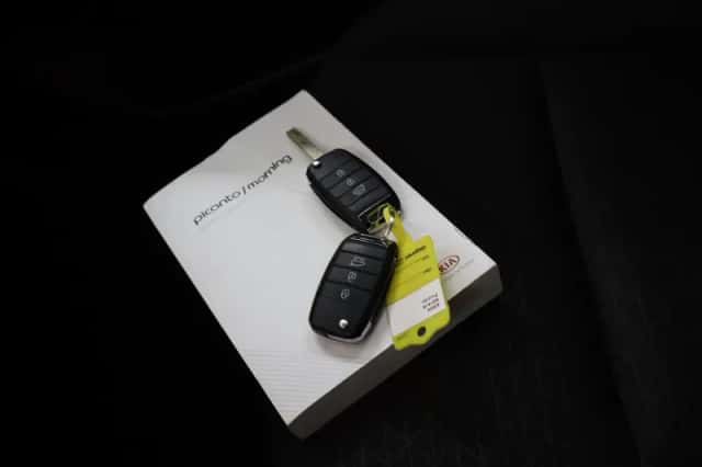 Kia Picanto (2021) thumbnail 20