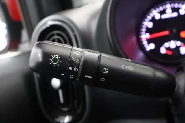 Kia Picanto (2021) thumbnail 26