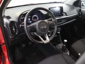 Kia Picanto (2021) thumbnail 7