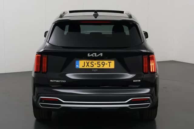 Kia Sorento (2024) thumbnail 4